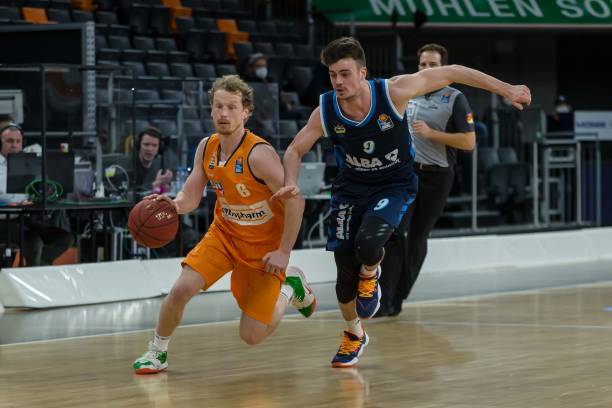 的中国球员 的中国球员