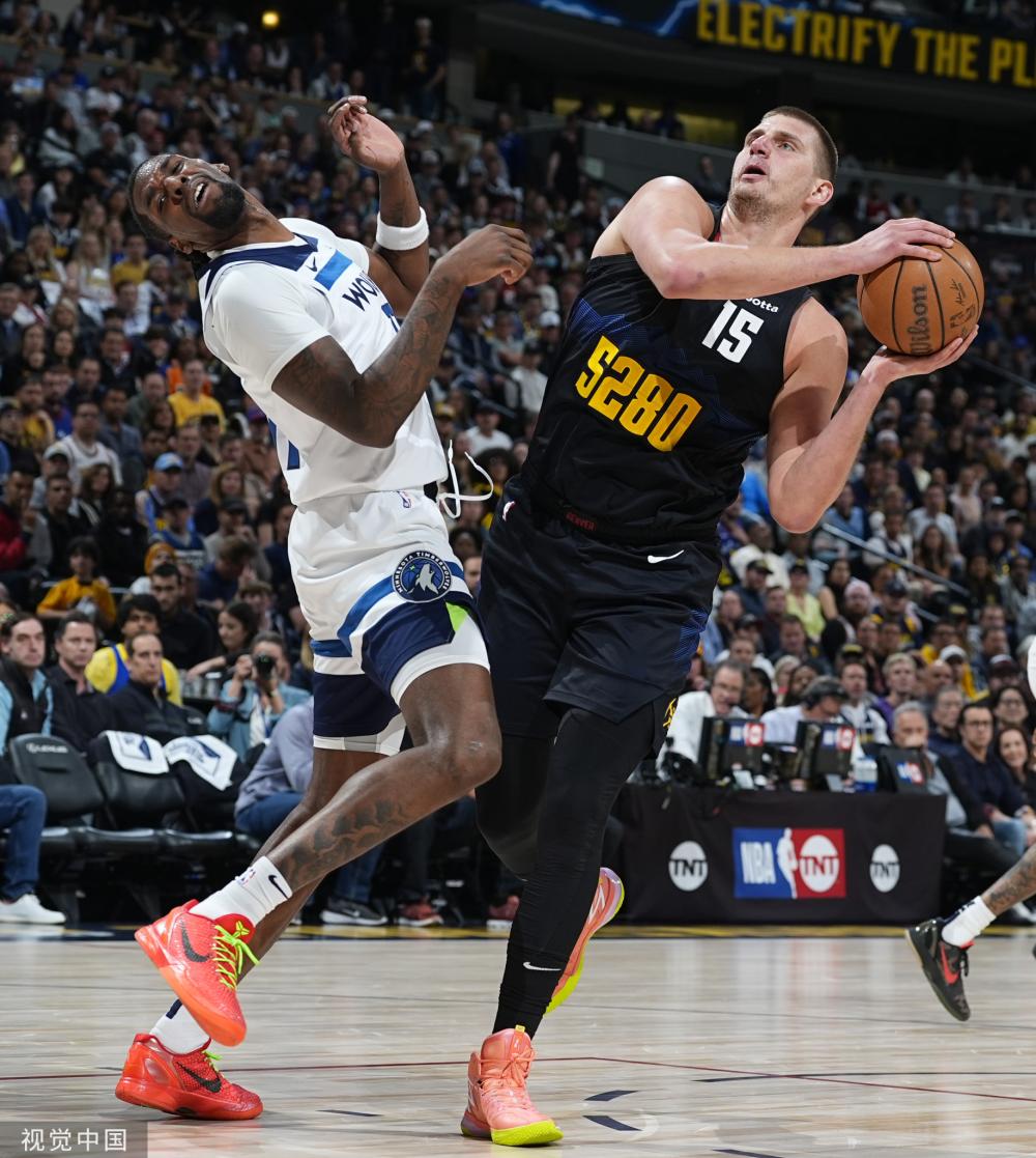 黄喜灿留队 黄喜灿留队