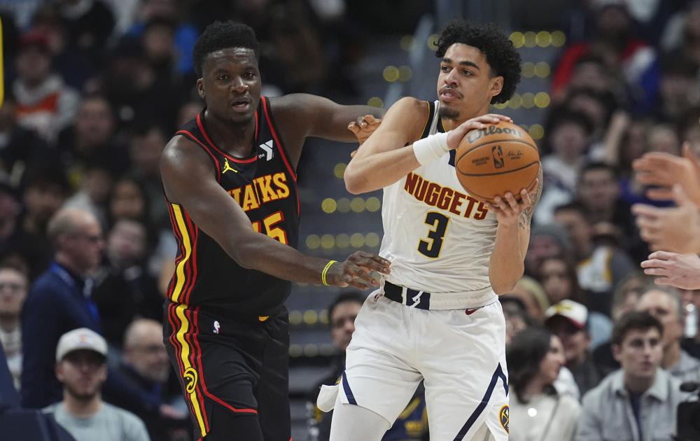 场提供坚实 场提供坚实