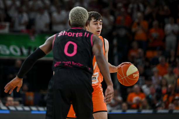 无球掩护 无球掩护