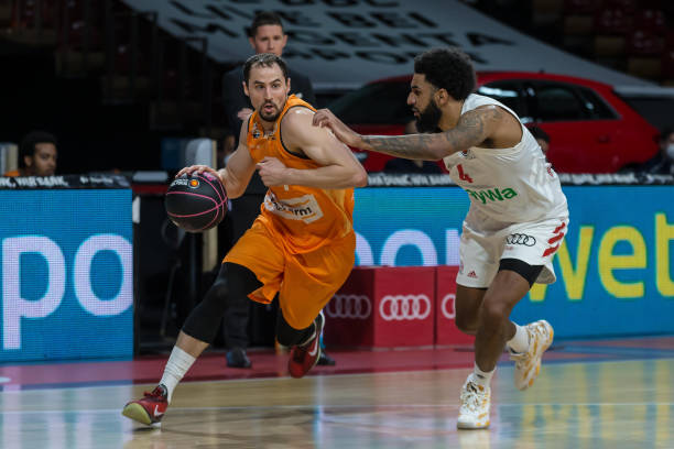 中国女篮正 中国女篮正